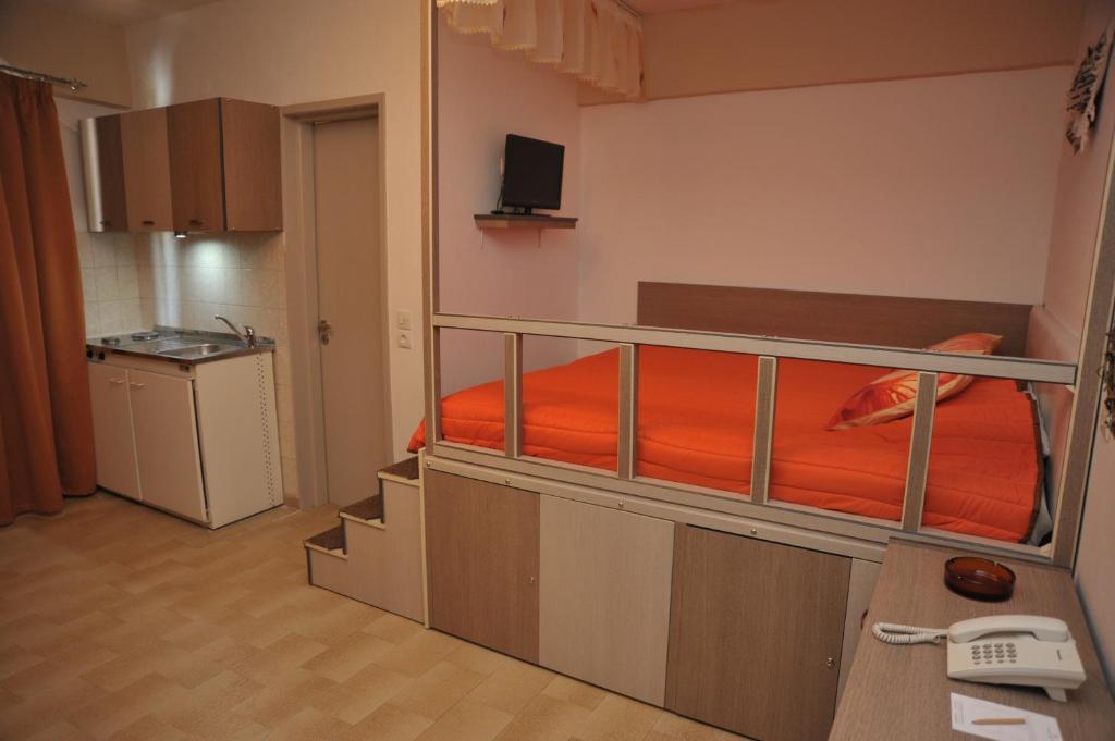 Takis Hotel Apartments イアリソス 部屋 写真